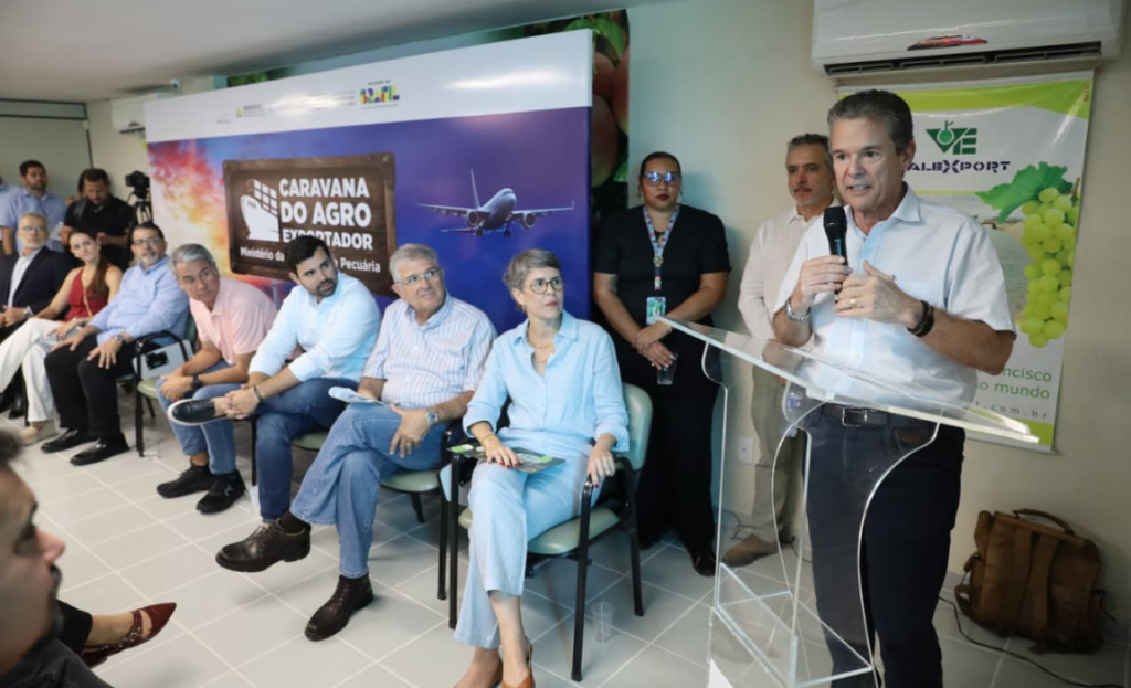 Ministro André de Paula abre 32ª edição da Caravana Agro Exportador em Petrolina (PE)